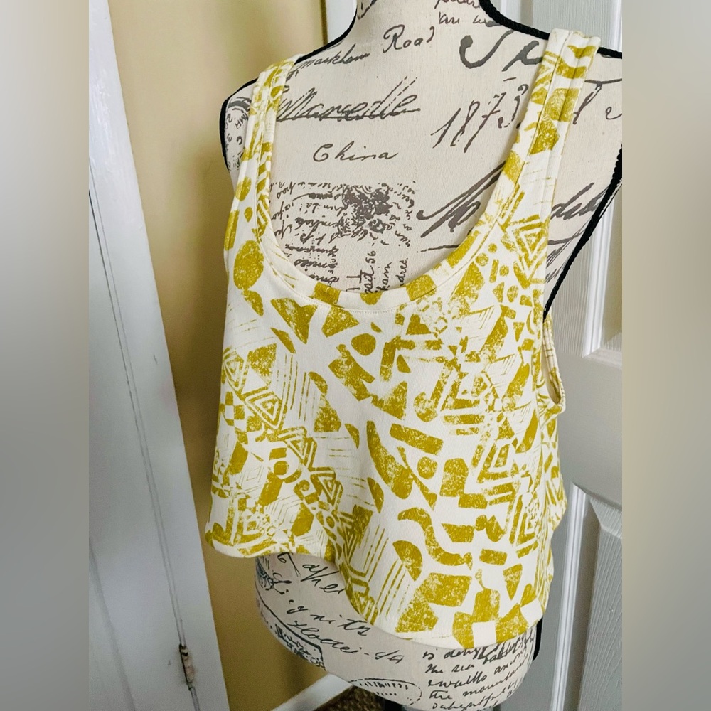 Chic Patterned Women's Tank Top